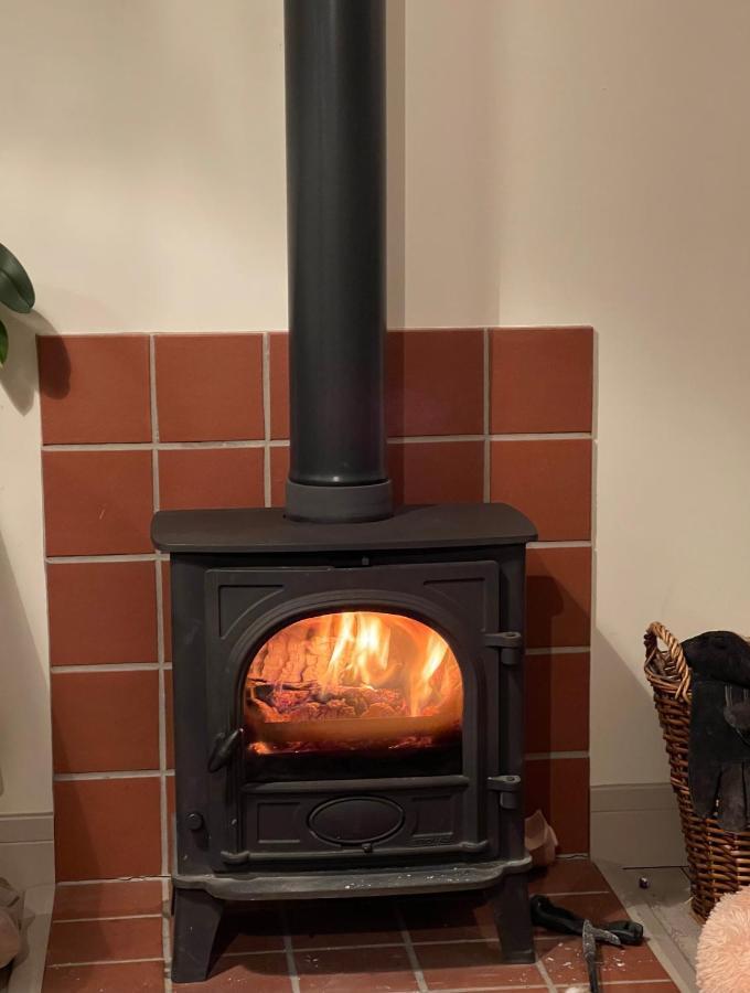 Bike Shed - Beautiful 1-Bed Cottage In Shorwell Esterno foto
